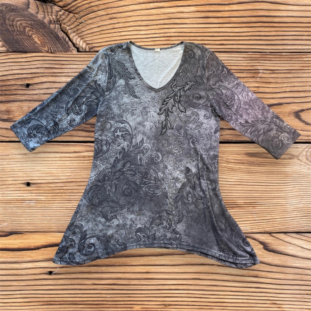 Women’s Gray Alternative Floral Tunic Blouse